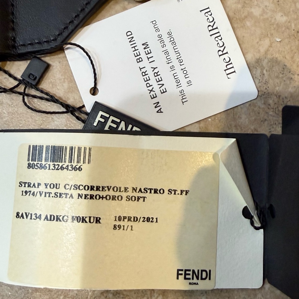 Fendi Black and Gold Strap - Picture 2 of 3